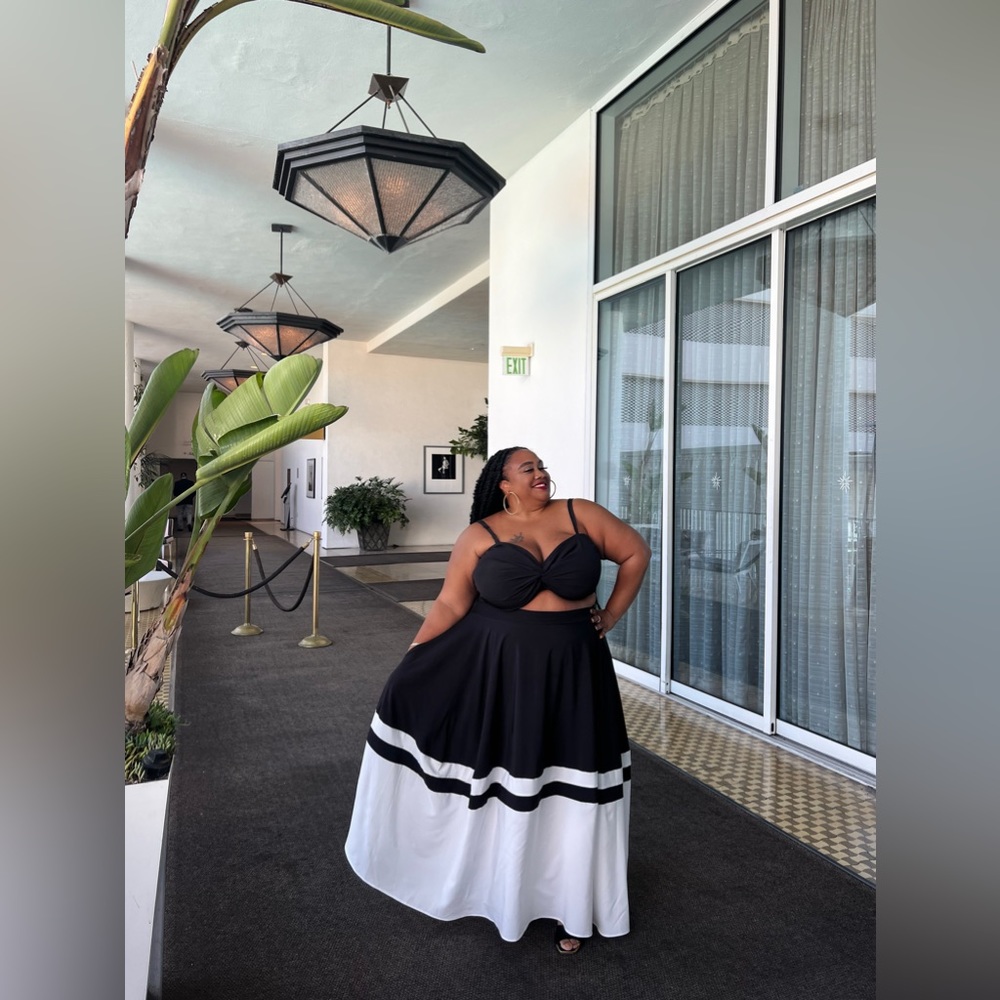 Rebdolls Black and White Skirt Set - Picture 7 of 7